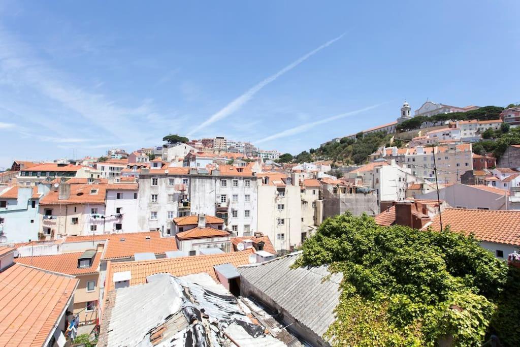 Mouraria I, Eco-duplex, French Balcony & Smart Check-in * Lisbon