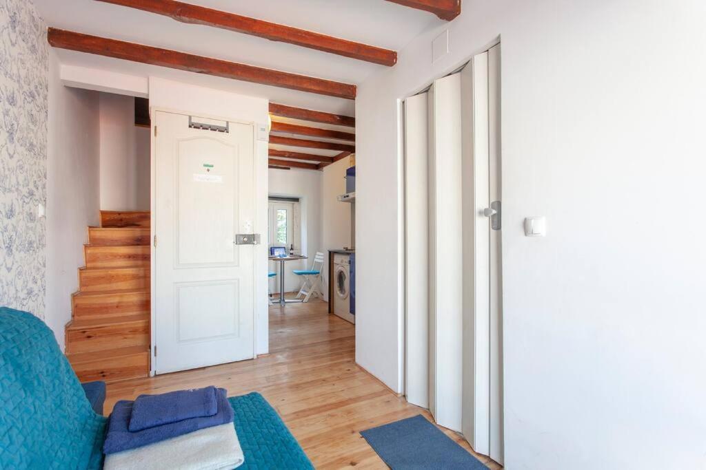 Mouraria I, Eco-duplex, French Balcony & Smart Check-in *